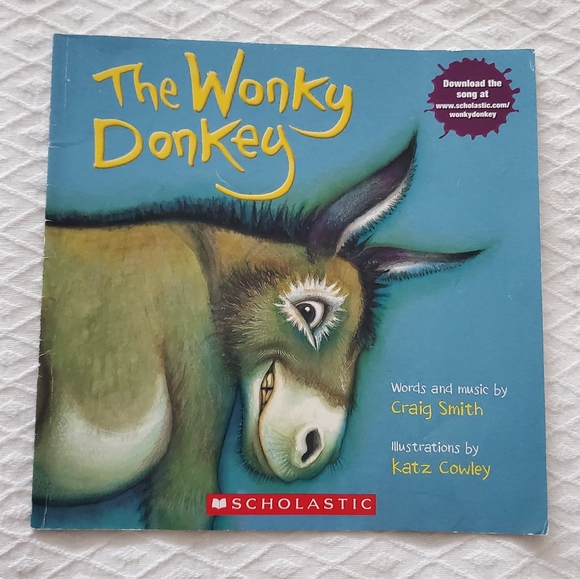 Animal Theme Book Bundle including 2 Popular Best Sellers - Picture 5 of 10